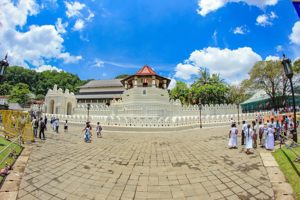 kandy travel