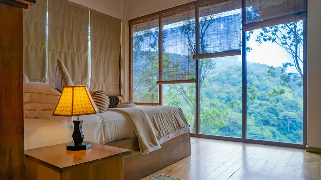 sri lankan hotel