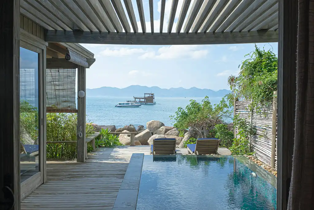 luxury hotel